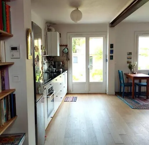 Maison Avec Jardin Au Calme Nantes